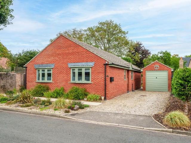 Bungalow for sale in Barway, Cambridgeshire
