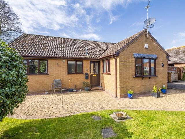 Bungalow for sale in Long Melford, Babergh
