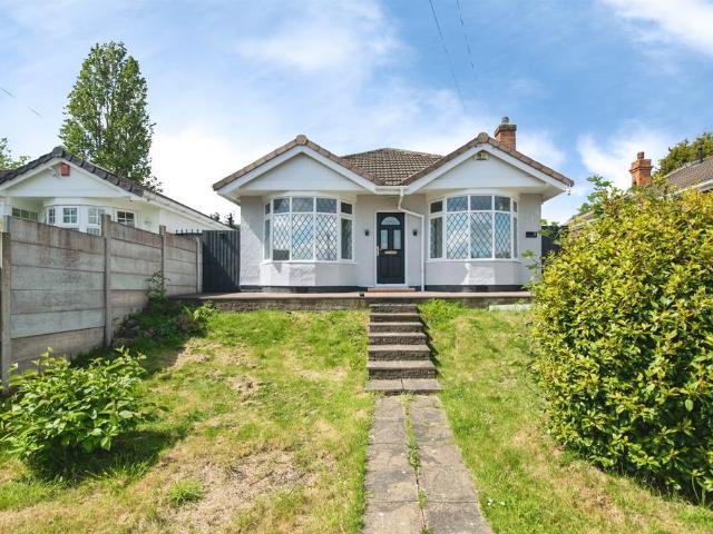 Bungalow for sale in Black Lake, Hill Top