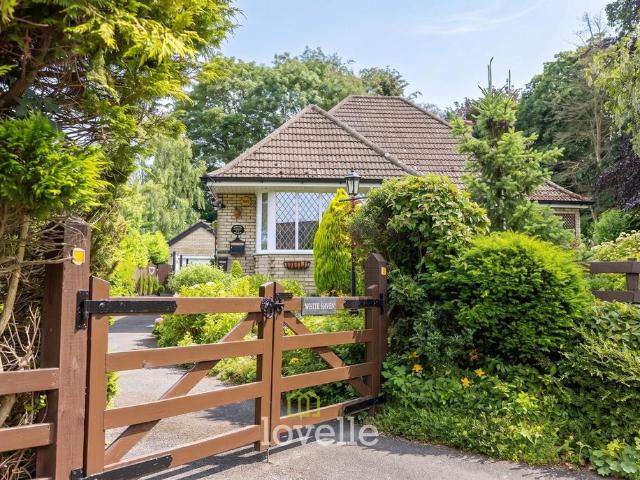 Bungalow for sale in Hatcliffe, North East Lincolnshire