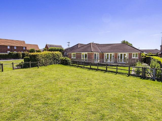 Bungalow for sale in Alverton, East Midlands