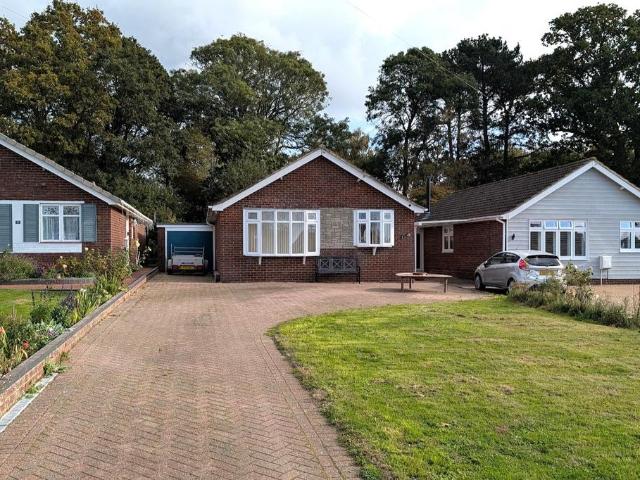 Bungalow for sale in Funtley, Fareham