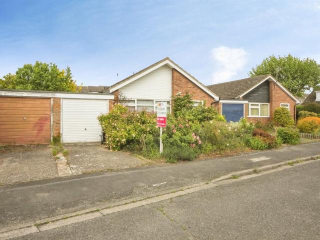 Bungalow for sale in Combs Ford, Bedingfield