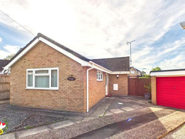 Bungalow for sale in Kingsway, Gloucester