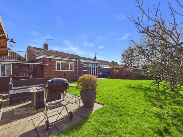 Bungalow for sale in Alverton, East Midlands