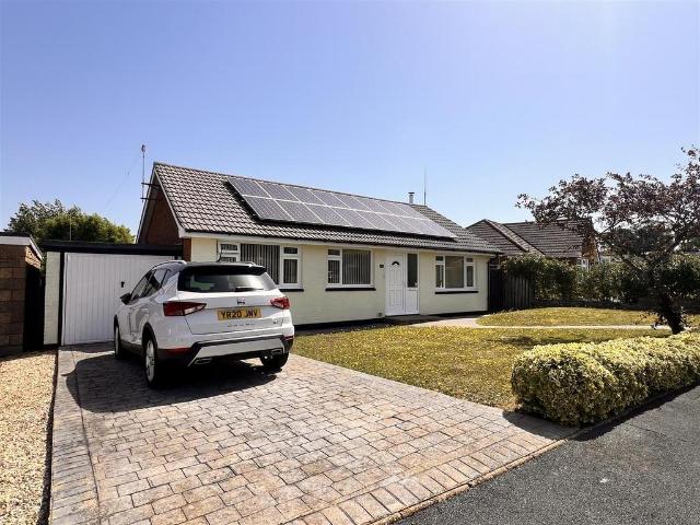 Bungalow for sale in Whitwell, Isle Of Wight