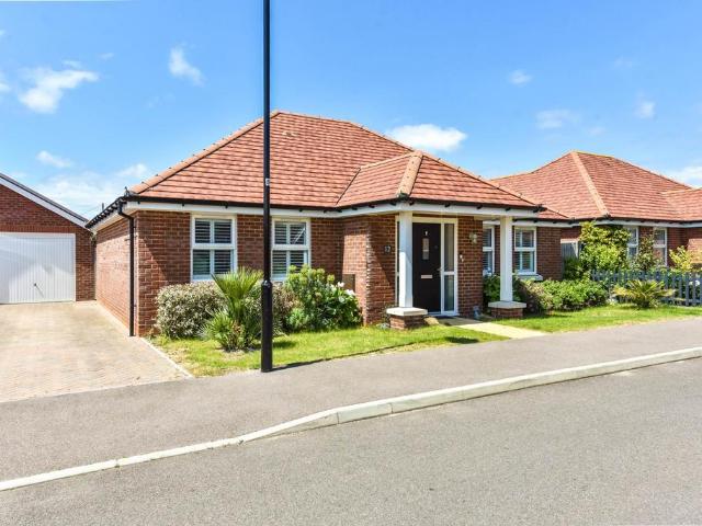 Bungalow for sale in Littlecote, West Sussex
