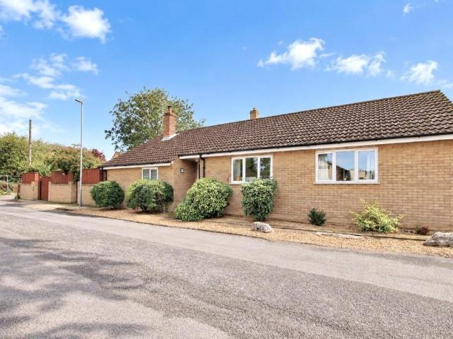 Bungalow for sale in Chatteris, Fenland