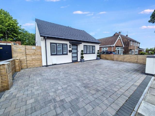 Bungalow for sale in Hebburn, Tyne And Wear