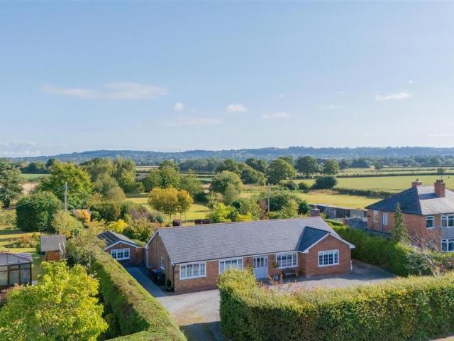 Bungalow for sale in Oscroft, Cheshire
