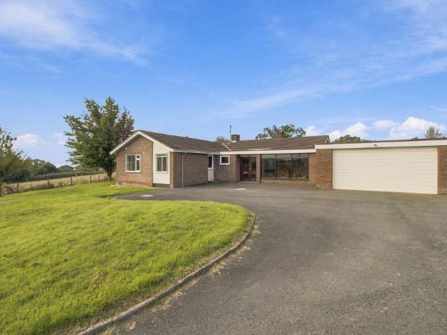 Bungalow for sale in Munsley, Herefordshire