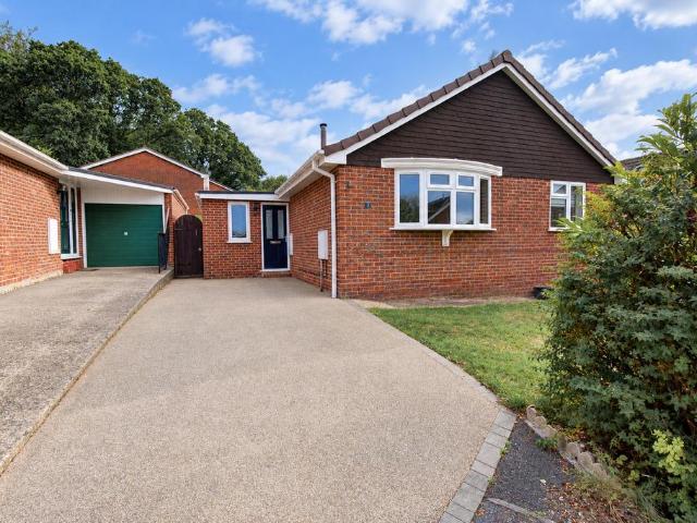 Bungalow for sale in Stoke Common, Eastleigh