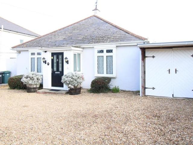 Bungalow for sale in Cowes, Isle Of Wight