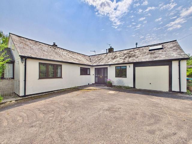 Bungalow for sale in Black Bourton, Oxfordshire