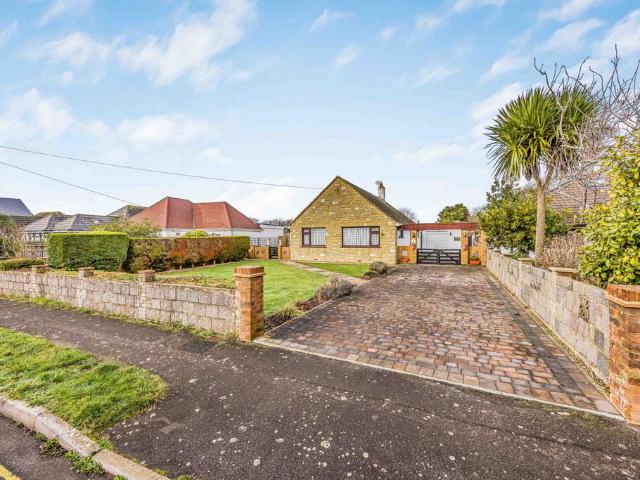 Bungalow for sale in Spring Vale, Hampshire