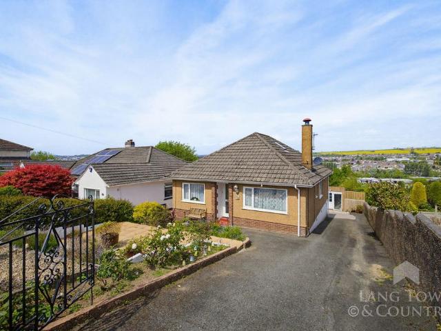 Bungalow for sale in Merafield, Mount Wise