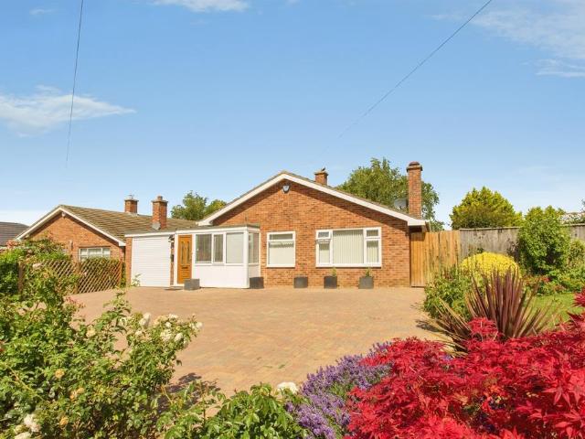 Bungalow for sale in Arrington, Cambridgeshire