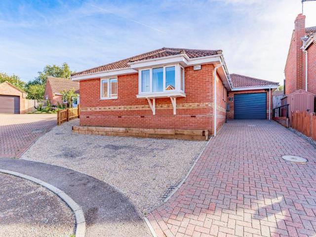 Bungalow for sale in Comers, Norfolk