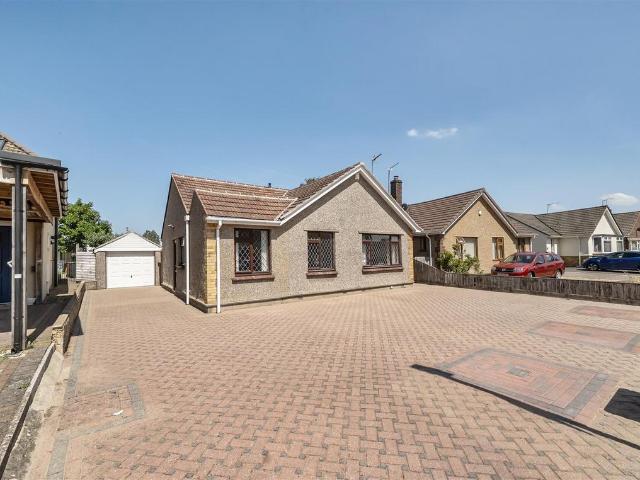 Bungalow for sale in Chippenham, Wiltshire