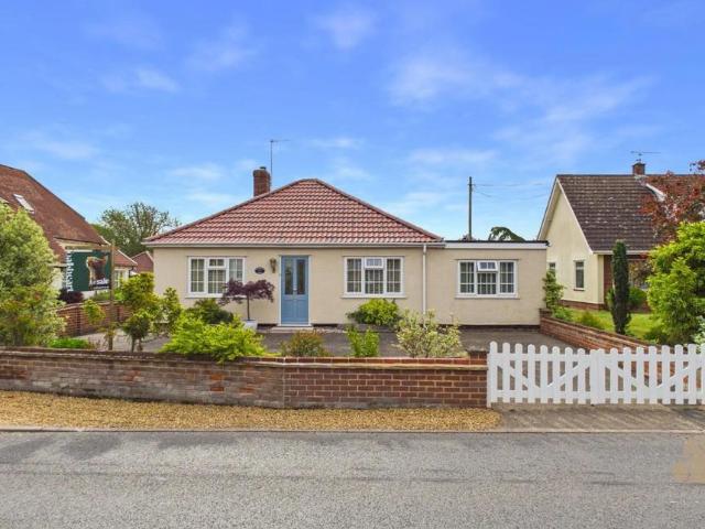 Bungalow for sale in Elmswell, Bedingfield