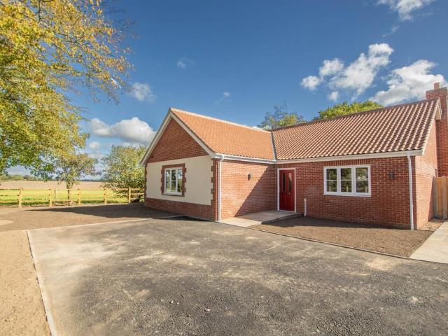 Bungalow for sale in Great Ellingham, Breckland