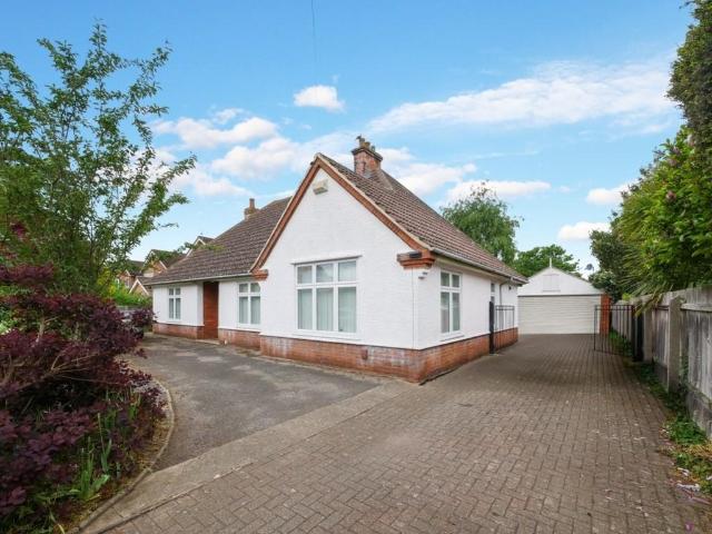 Bungalow for sale in California, Key Street