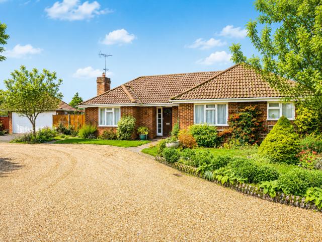 Bungalow for sale in Pachesham Park, Surrey