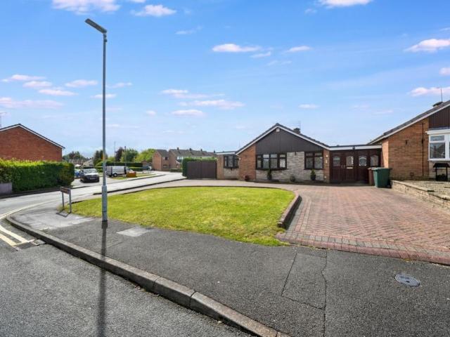 Bungalow for sale in Ashmore Lake, Willenhall
