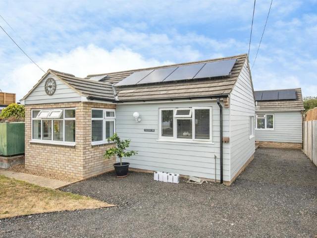 Bungalow for sale in Dale Hill, Essex