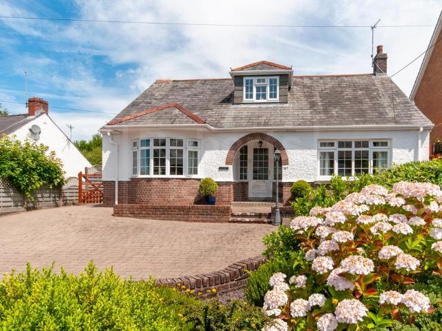 Bungalow for sale in Ystradgynlais, Wales