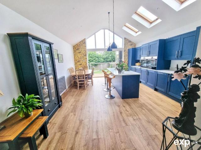 Bungalow for sale in Highweek, Bridford