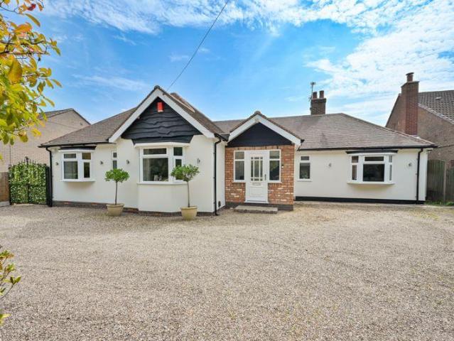 Bungalow for sale in Walsall, Catshill