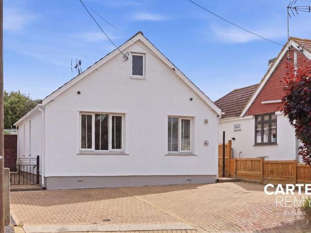 Bungalow for sale in Bowers Gifford and North Benfleet, Bowers Gifford