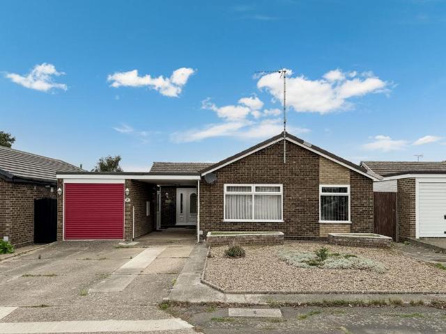 Bungalow for sale in Walton, Eastbridge