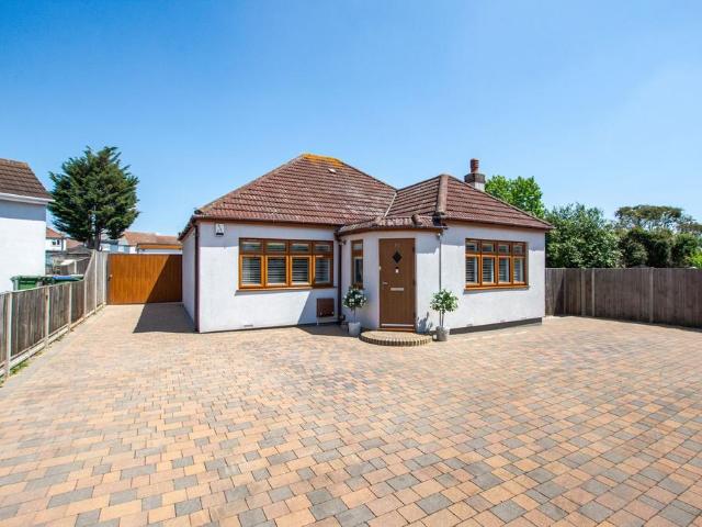 Bungalow for sale in Falconwood, Greater London