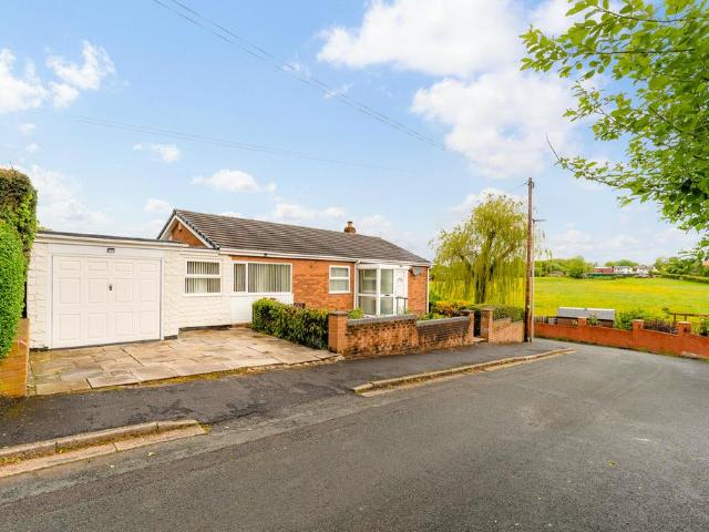 Bungalow for sale in Wigan, Greater Manchester