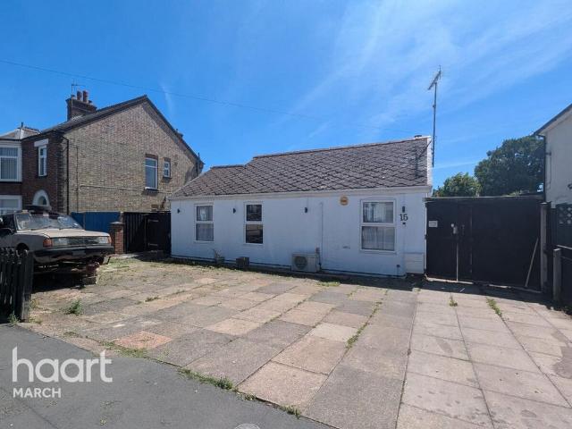 Bungalow for sale in Four Gotes, Cambridgeshire