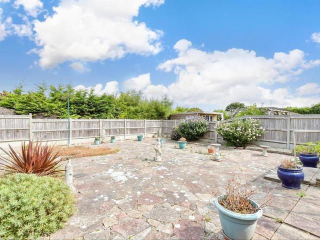 Bungalow for sale in Palm Bay, Acol