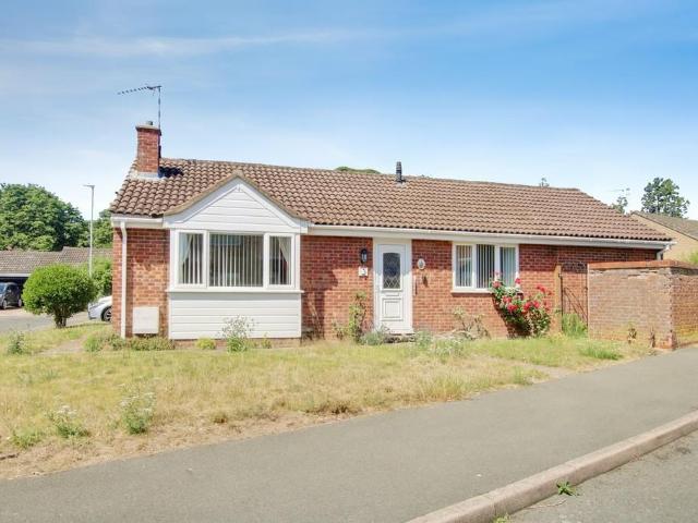 Bungalow for sale in Doddington, Four Gotes