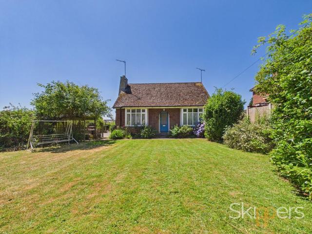 Bungalow for sale in Bridgefield, Kent
