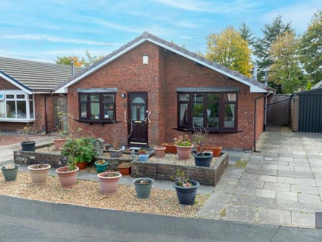 Bungalow for sale in Barrows Green, Widnes