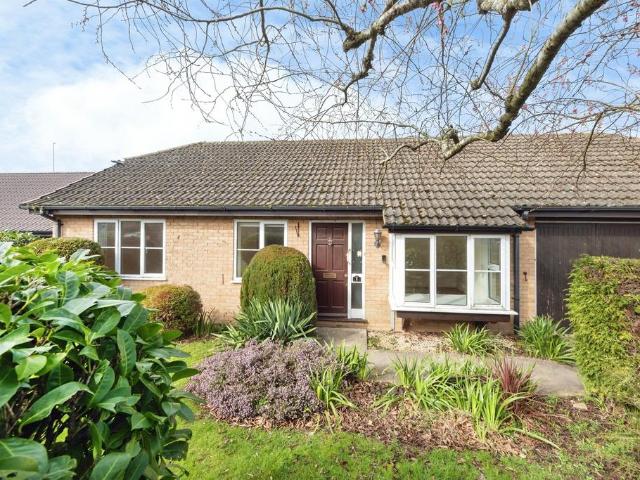 Bungalow for sale in Buckingham, Buckinghamshire