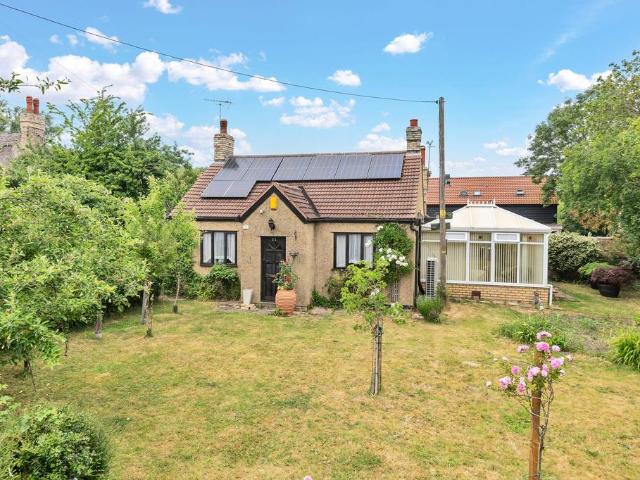 Bungalow for sale in Arrington, Cambridgeshire