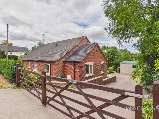 Bungalow for sale in Egginton, East Midlands