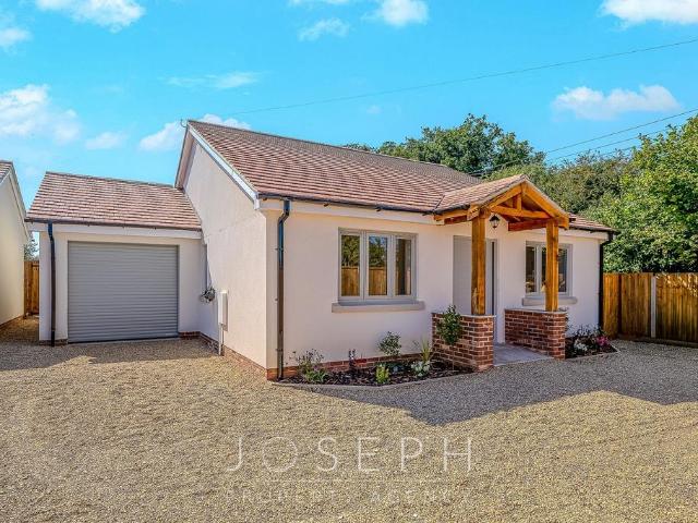 Bungalow for sale in Bedingfield, Suffolk
