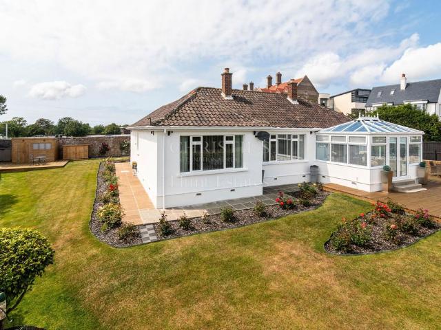 Bungalow for sale