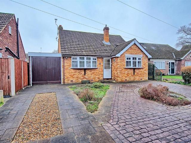 Bungalow for sale in Churchgate, Broxbourne
