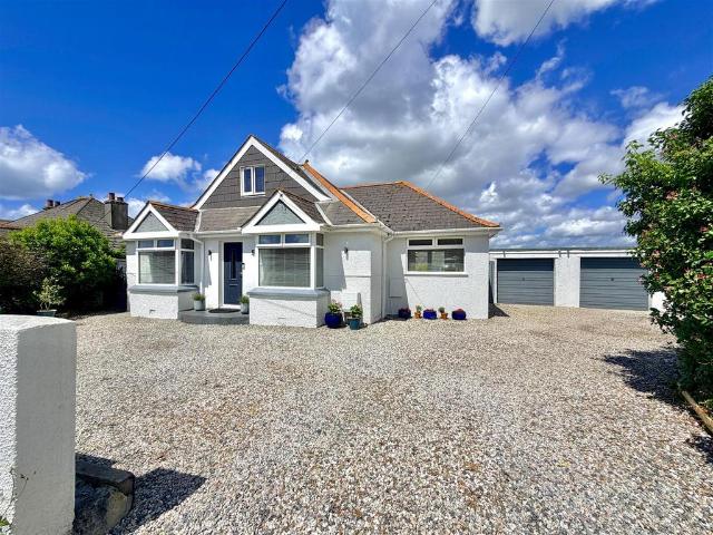 Bungalow for sale in Wembury, South Hams