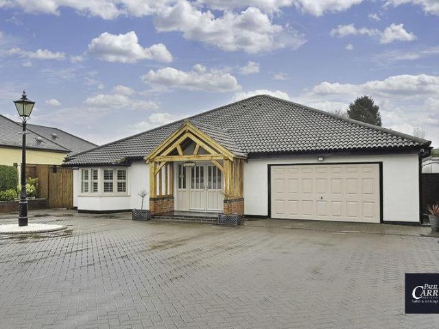 Bungalow for sale in Landywood, Great Chatwell
