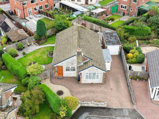 Bungalow for sale in Cheadle, Kingsley Moor